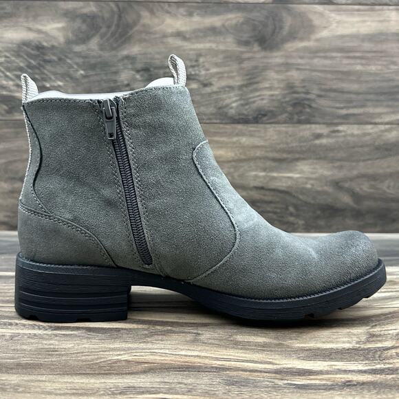 NIB Earth Origins Roxana 8W WIDE Chelsea Ankle Booties Boots Iron Grey Suede - Picture 6 of 12